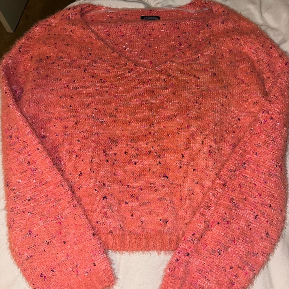 Wild Fable Speckled Coral V-Neck Cropped Sweater